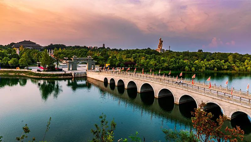 �����ܱ߳��о���