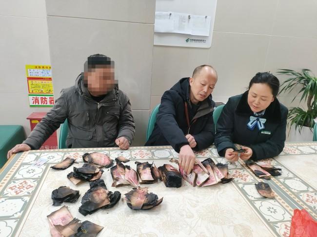 �������أ�����ʧ���ֽ�̼������Ա����ƴͼ����һ���ũ�����13����Ԫ��ʧ